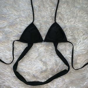 Black bathing suit top. I got it off of wish.